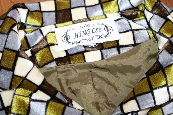 Vintage 80's "Hing Lee" Velvet Cropped Jacket - image 10