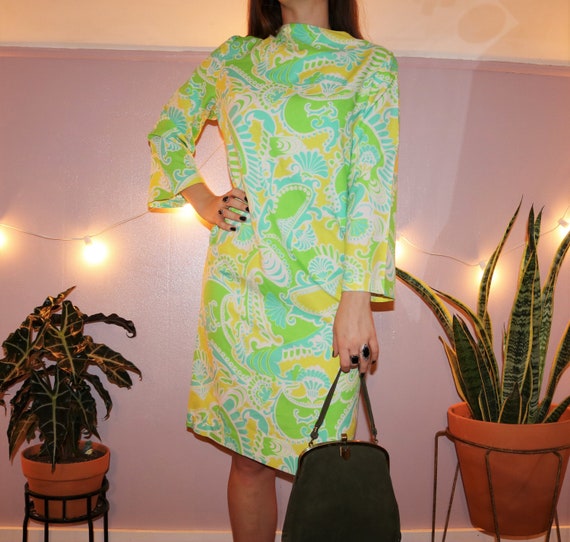 Vintage 70's Groovy Paisley Cropped Sleeve Dress
