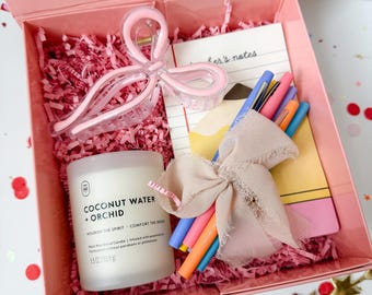 Teacher Gift | Teacher Appreciation Week | Gift box for teacher | Gift for Her | Pink gift box | Candle gift | Gift for mom | Gift for teen