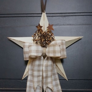 Farmhouse 12&quot; Cream Barn Star, Country Tea Stain Berries with Rusty Stars, Double Tan/Ivory Check Bow, Distressed metal Star - HANDCRAFTED!