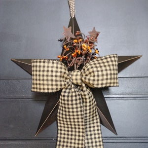 Country Primitive 12&quot; Star, Black Metal Star, Pip Berries Rusty Star, Country Bow, Pip Berry Decor, Rustic Decor, Country Decor, Farmhouse