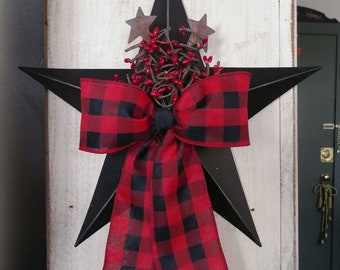 Christmas Buffalo Plaid 12" Black Star, Farmhouse Buffalo Check Star, Rustic Red Pip Berries with Rusty Stars, Barn Star, HANDMADE GIFT!