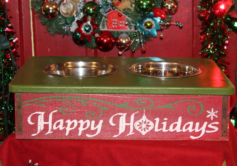 Holiday Christmas Wood Soda Crate Dog Feeder with Bowls