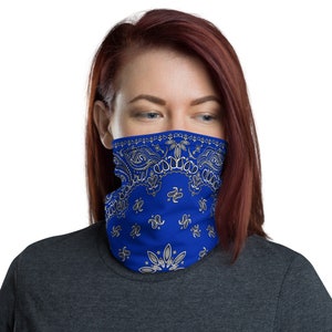 Classic Retro Blue Bandana Design Neck Gaiter Face Mask