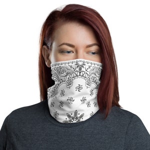 Classic Retro Bandana Design Neck Gaiter Face Mask