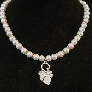 Pink and Green Leaf Charm Necklace, Pink and Green Pearl Charm Necklace,  Pearl Charm Necklace, Elegant Pink and Green Jewelry