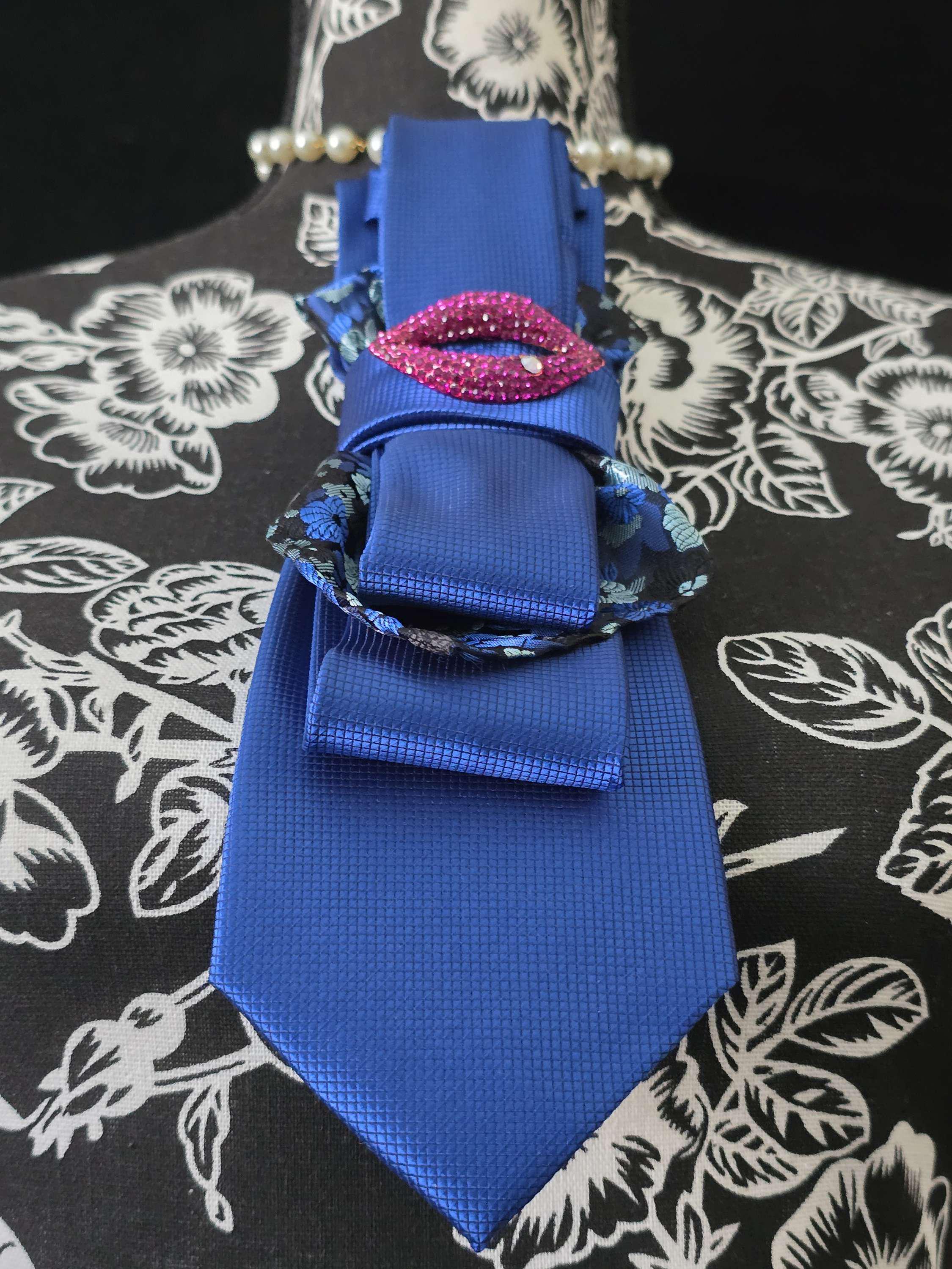 Simply Elegant Blue Women