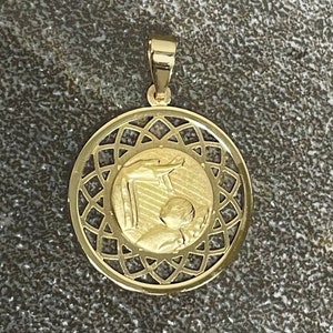 Solid 14k Yellow Gold Personalized Round Open Ornate Religious Baptism Christening Engravable Charm Pendant Necklace (Engravable Back)