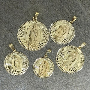 Solid 14k Yellow Gold Engravable Our Lady Of Guadalupe Round Medallion Pendant Necklace 5 Sizes afbeelding 1