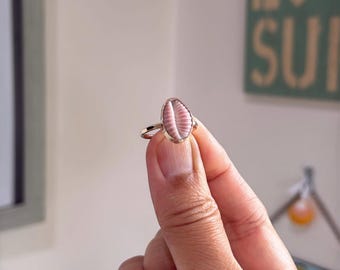 Beautiful Shell Ring/14K Gold Filled/Size 6.5