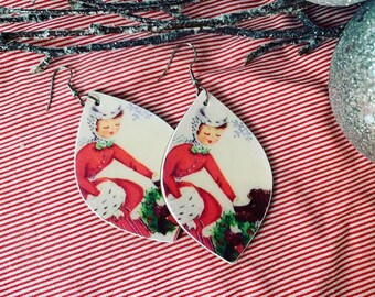 50s Style Vintage Christmas Earrings, Retro Lady Dangles, Poodle Wood Earrings, Holiday Accessory, Gift for Her