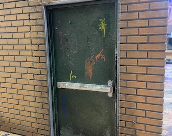 3D Printed 1/12 Warehouse Door - Raw Unpainted