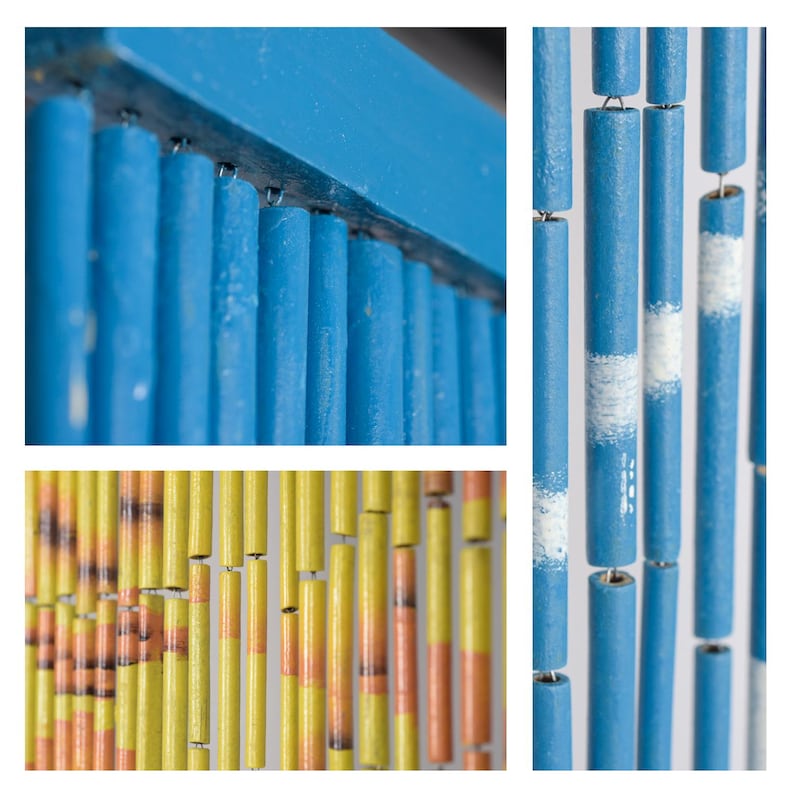 Cortina de cuentas de bambú Sol y Luna: separador de ambientes pintado a mano imagen 3