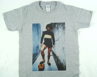 Camiseta gris de Diego Maradona tallas disponibles S-3XL