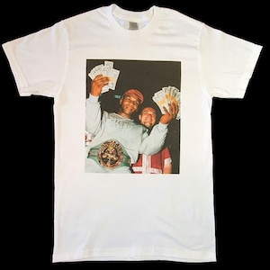 Maglietta bianca Mike Tyson Cash Money disponibile nelle taglie dalla S alla 3XL
