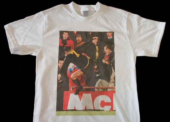 エリック・カントナ カンフーキック ホワイト T シャツ サイズは S