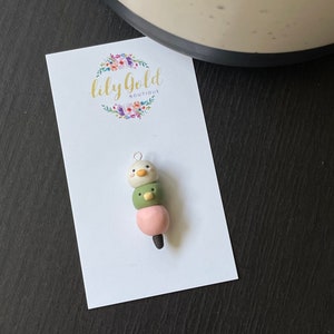Kawaii Cute Hanami Dango Bird Polymer Clay Charm, Handmade Food Accessory, Adorable Japanese Treat Jewelry, Unique Gift for Animal Lovers