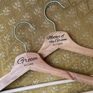 Wood Wedding Hangers, Bridal Party Hangers, Engraved Hangers, Custom Hangers, Personalized Wedding Hangers, Personalized Wedding Gifts