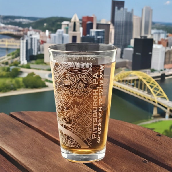 Etched Pittsburgh Street Map on 16oz Pint Glass - Duquesne, Pitt University, and Stadium Area - Great Gift for Dad, Graduation or Sports Fan