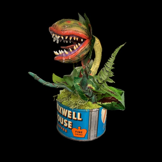 Deluxe Little Shop Killer Plant Audrey Horror Piranha Alien Venus