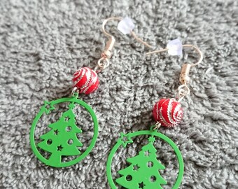 Green fir earrings