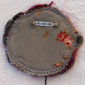 Wool plum and gray flower brooch image 4