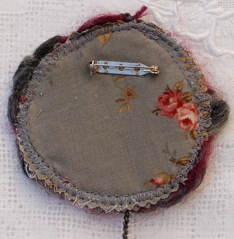 Wool plum and gray flower brooch image 4