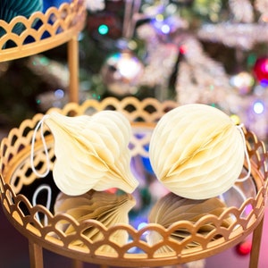 White Paper Honeycomb Hanging Decorations, Christmas Tree Ornaments Christmas Decorations Christmas Eve Festive Decorations Xmas Decor