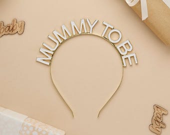 Mummy to Be gouden metalen hoofdband met witte emailletters voor babyshower