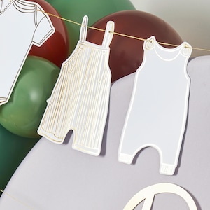 Girlande mit Goldfolie: Neutrale Babyparty Dekoration Bild 4