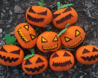 Pumpkin Keychain Halloween Gift Handmade Fleece Jack O Lantern Bag Charm Cute Pumpkin Plushie Spooky Keyring 3 Styles, Ghost Halloween Decor