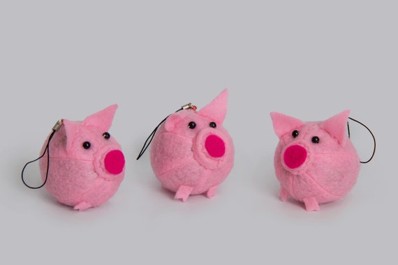 stuffed pigs