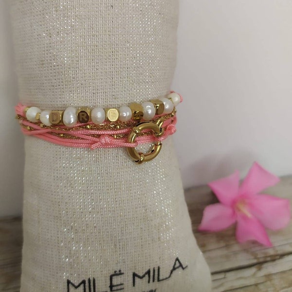 Bracelet multirangs en Fils de coton rose, Nacre et acier inoxydable doré Milë Mila