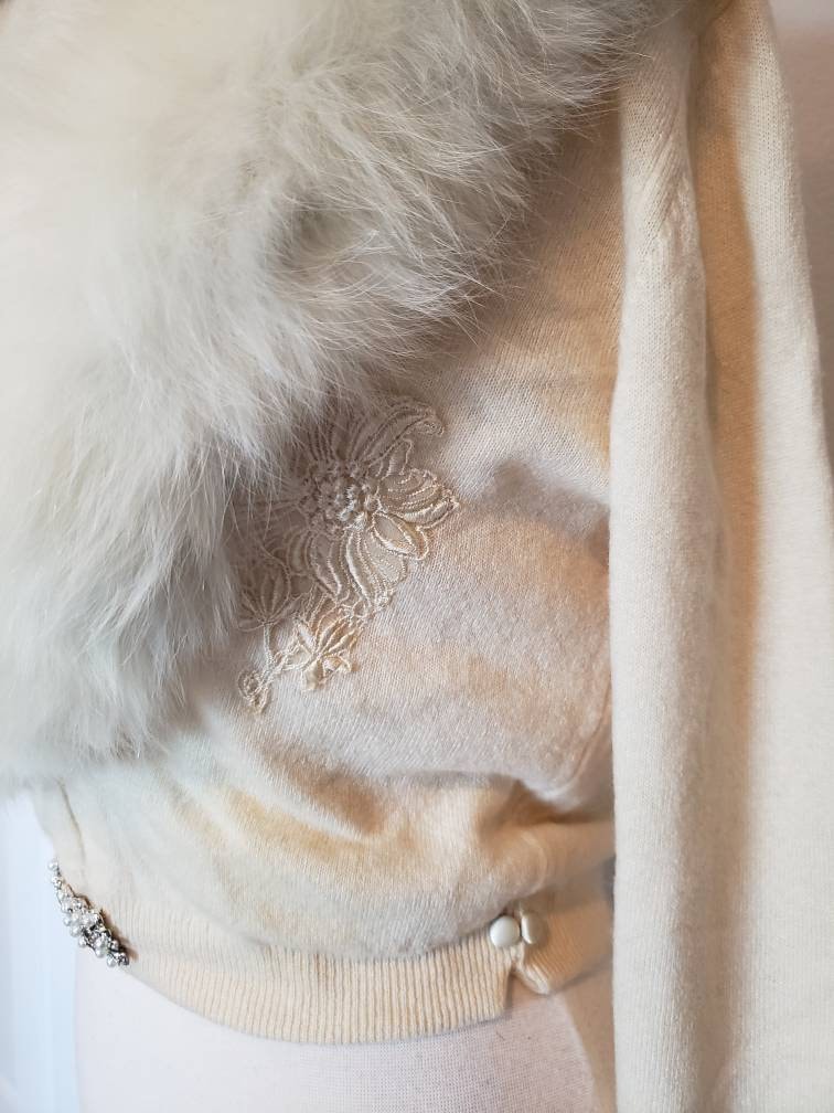 1950s Cashmere and Arctic Fox Fur Collar Cardigan | Rhinestone and