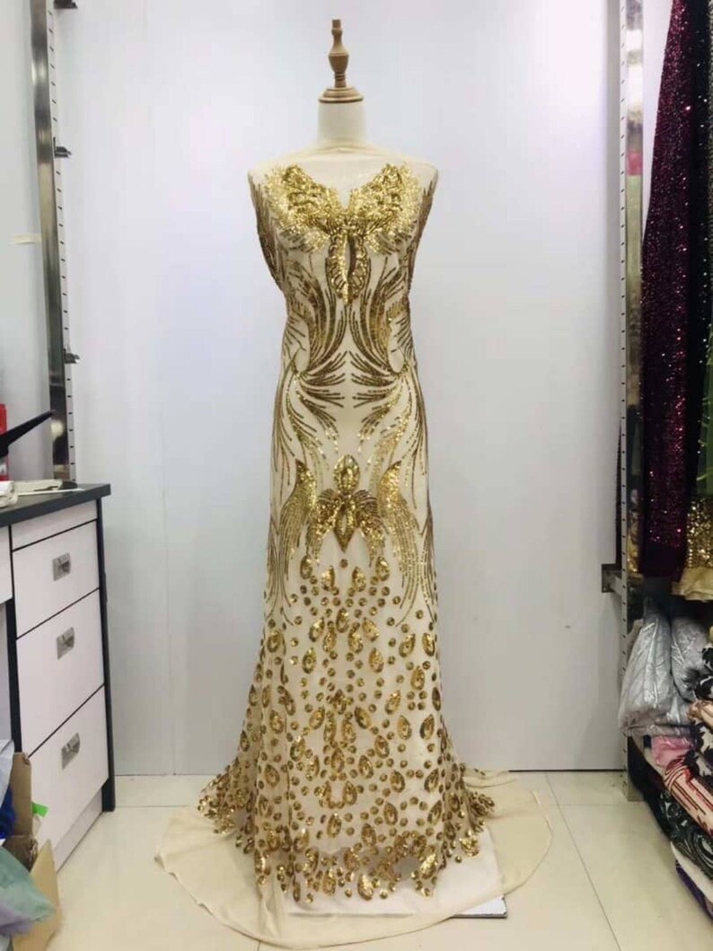 New Design Tulle Lace Fabric With Sequins Net Embroided Lace Applique For Wedding Dress 5 Yards