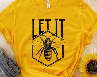 I\u2019m a keeper shirt Beekeeper- men\u2019s women\u2019s Tshirt- Bee gifts honeycomb Bee shirt Buzz