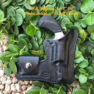 NAA Magnum 1 5/8""Lauf Taschenhalfter."