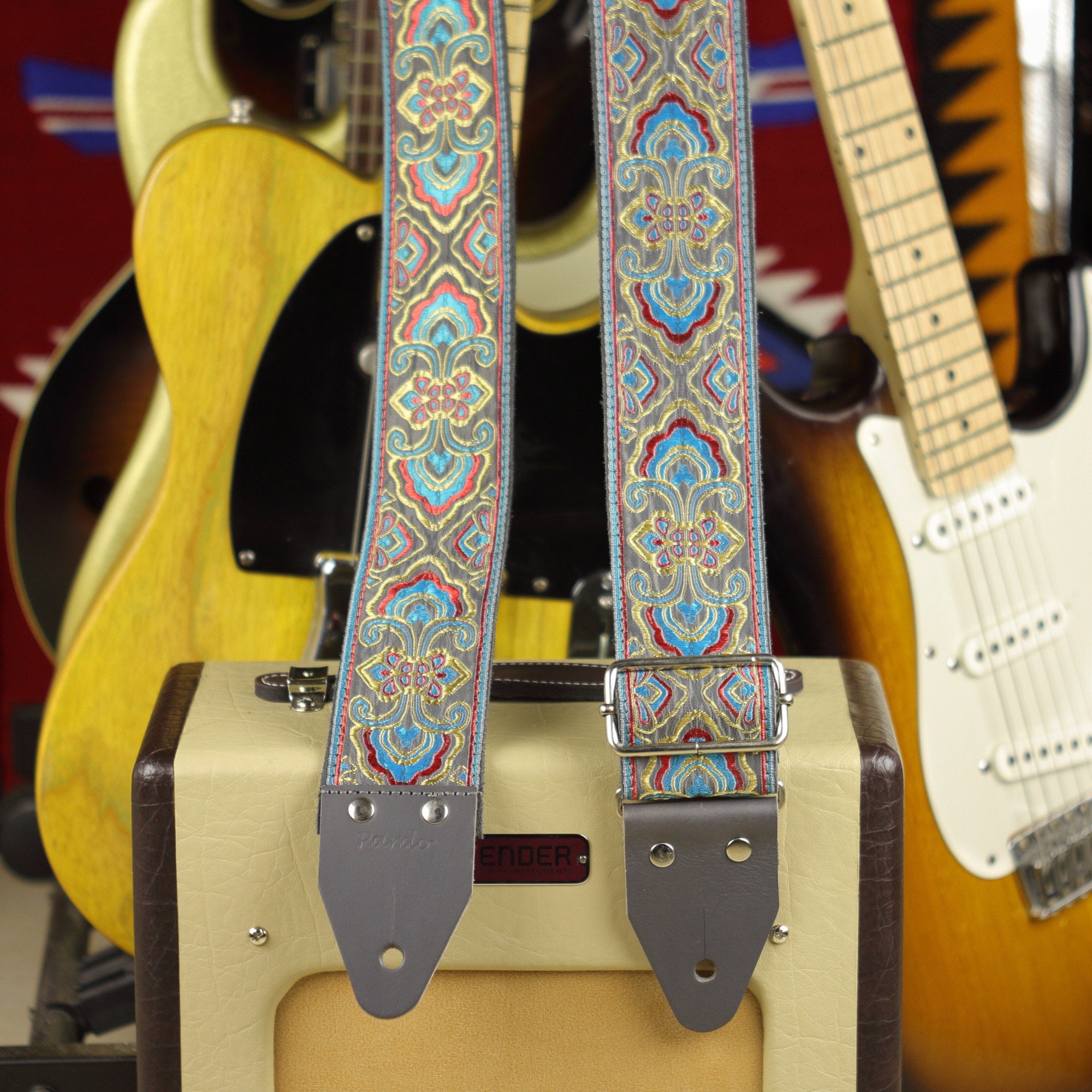 Perri's 2 Faux Snake Guitar Strap White and Black 2 in.
