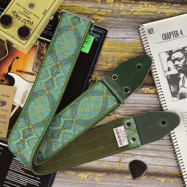 Green Guitar Strap, for electric and bass guitars, with woven Jacquard Fabric and Hippie pattern