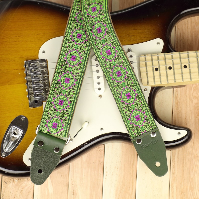 Green sixties guitar strap