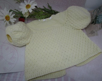 Knitband,pull for 3 months to 8 months, vintage layette year 1950/Knit bra, sweater for 3 at 8 months , vintage layette year 1950