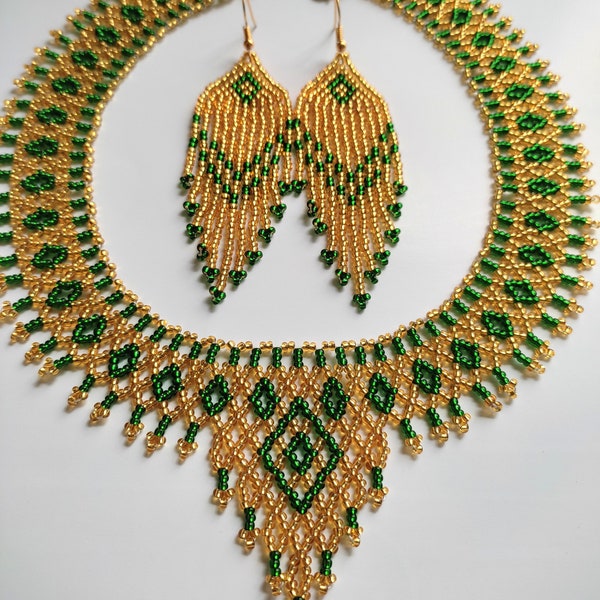Collar egipcio verde Collar de declaración Collar Bib collar Joyería de oro verde Regalo del día de las madres para mamá regalo para ella