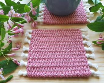 Set of two pink handwoven coasters made of  hand-dyed cotton cord. Mug coasters for table decoration. Boho decor for dinning room, kitchen.