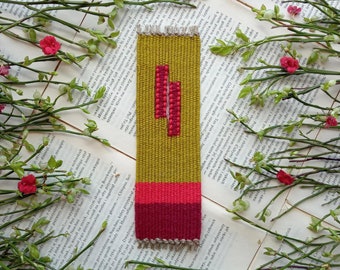 Handwoven bookmark for paper book lovers. Handmade gift for teacher, librarian, bookworm, sister, mother, friend, book nerd.