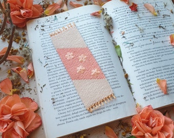 Peach handwoven bookmark with shiny small flowers. Gift for teacher, librarian, bookworm, friend, sister, mother, coworker, book nerd.