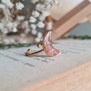 Crescent Moon Adjustable Ring, Botanical Ring, Gold Fairy Ring, Celestial Ring, Real Flower Resin Ring, Dainty Jewellery For Her, Mum Gift image 2