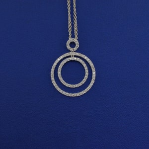 18K White Gold and Diamond Pendant/ Necklace. 17 IN