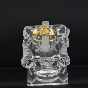 14k Yellow Gold Claddagh Ring