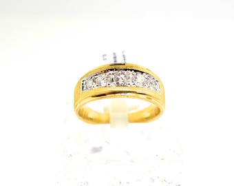 14k Gold And Diamond Mens Wedding Band. Size 10.25