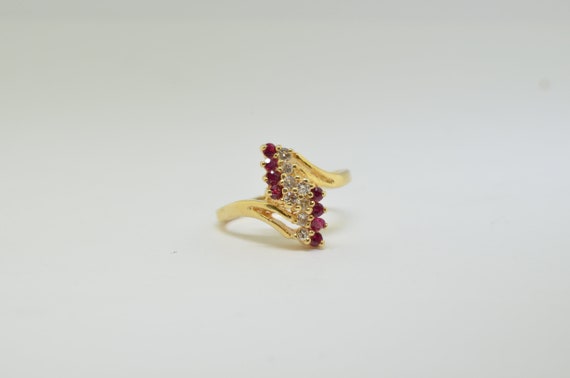 Vintage 14k Diamond And Ruby Ring - image 7